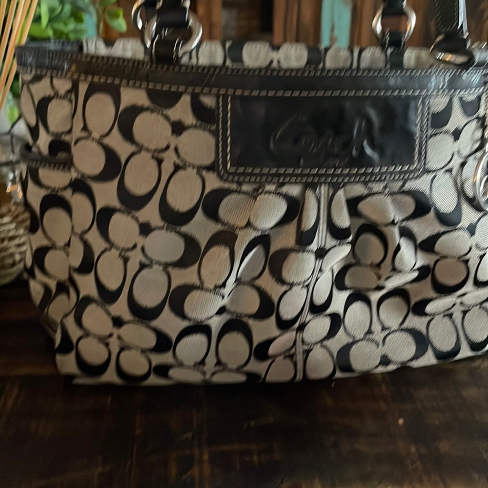 coach purse